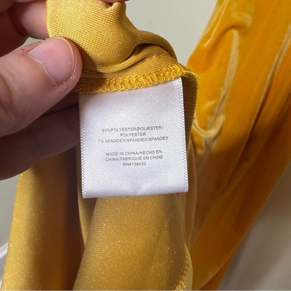 Modcloth Golden Yellow Velvet Short Sleeve Maxi Dress Size Small - Picture 7 of 7